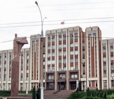 Парламентская сессия в Приднестровье началась с конфликта