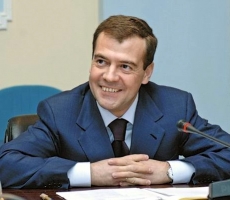 Дмитрию Медведеву сегодня исполняется 48 лет