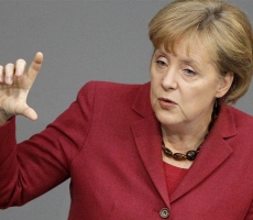 Ангела Меркель лоббирует санкции к Украине