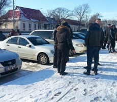 Автолюбители Приднестровья против инициативы президента Евгения Шевчука
