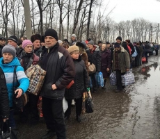 В Углегорске эвакуируют мирных жителей