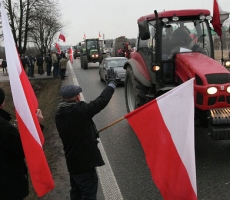 Польский фермеры блокировали поезда на Москву