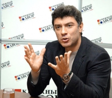 Сегодня в Москве проходит церемония прощания с Борисом Немцовым