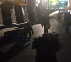 "Толпа в балаклавах" снесла ночью на Майдане все палатки (ФОТО)