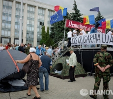В Кишинёве на акции протеста арестованы трое участников